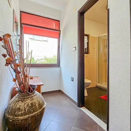 Keti One Apartamento *