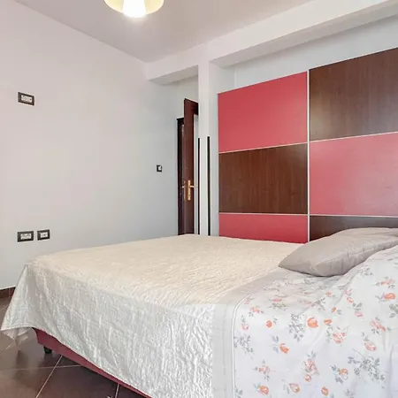 Keti D Apartment