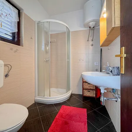 Keti D Apartment